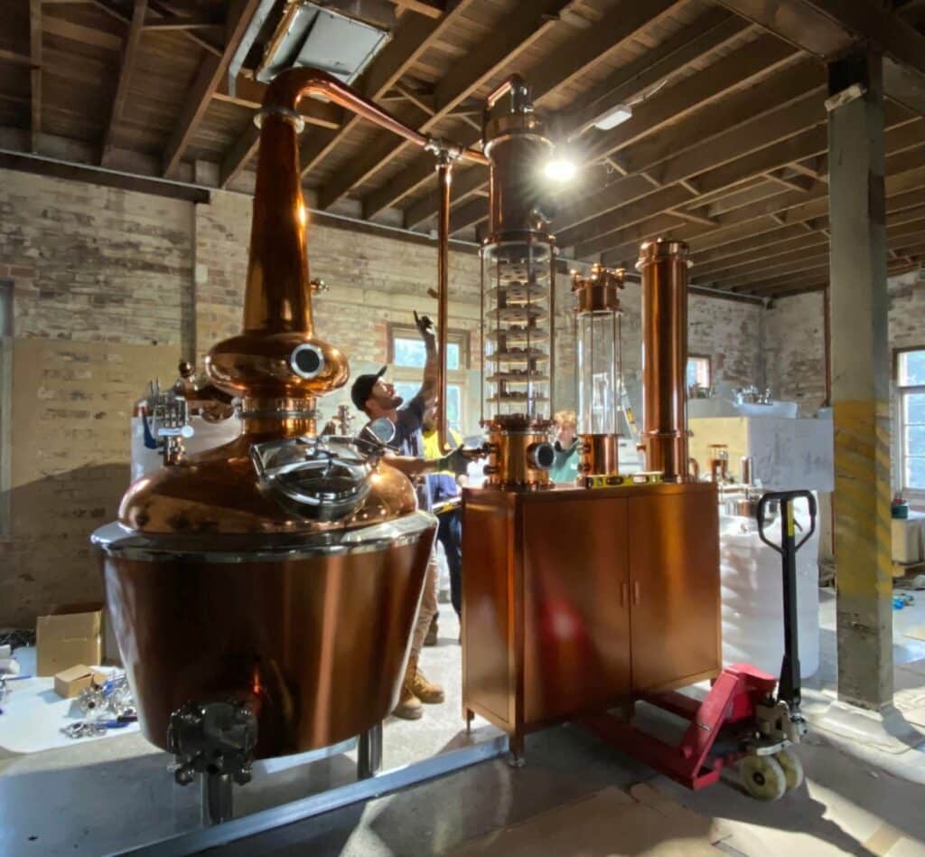 bavay distillery rivermakers