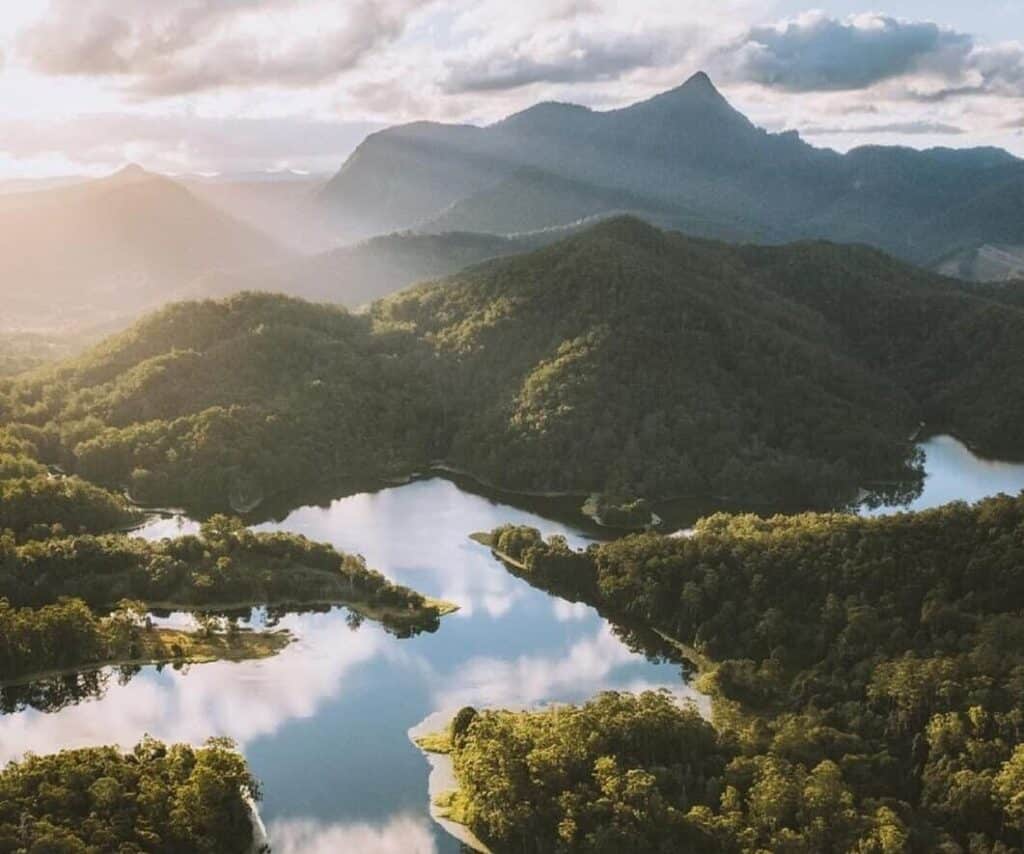 Wollumbin and Clarrie Hall dam