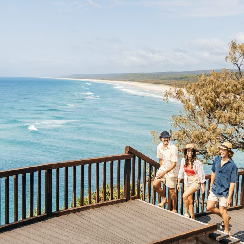 Self-guided walk along the Point Lookout headland